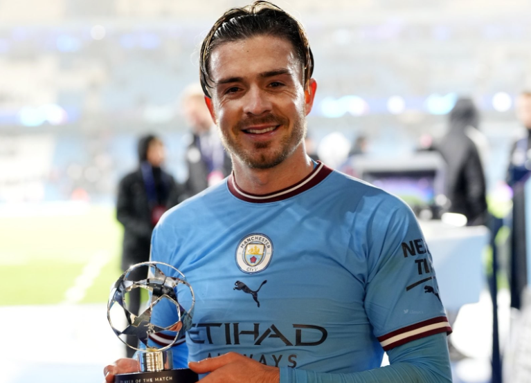 格拉利什：球场外的生活热爱——庄园园艺与家庭时光