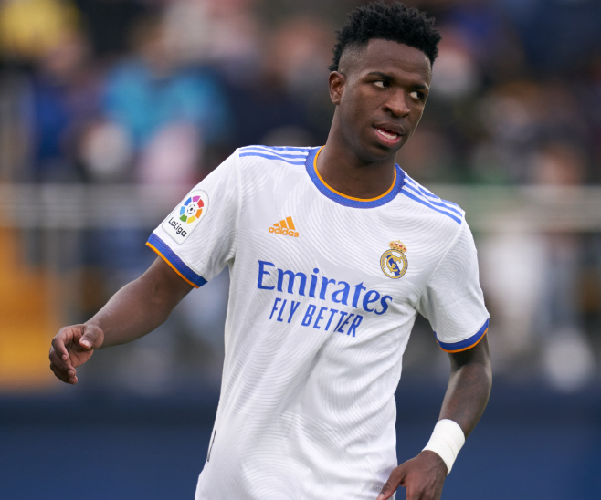 皇马维尼修斯续约僵局：进展缓慢，肥皂剧持续